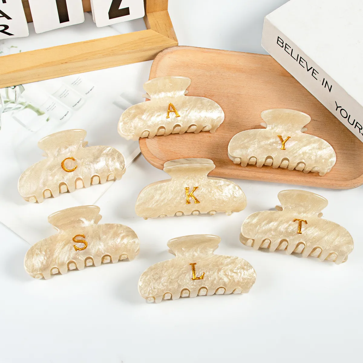 Women Fashion Gold English Letter 8.6cm Acrylic Grab Clip