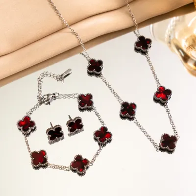 Fashion Titanium Steel Does Not Fade Double-Sided Four-Leaf Clover Jewelry Set