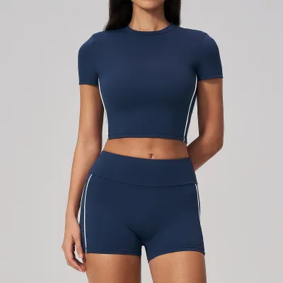 Women Sports Outdoor Short-Sleeved Top And Shorts Quick-Dry Two-Piece Set