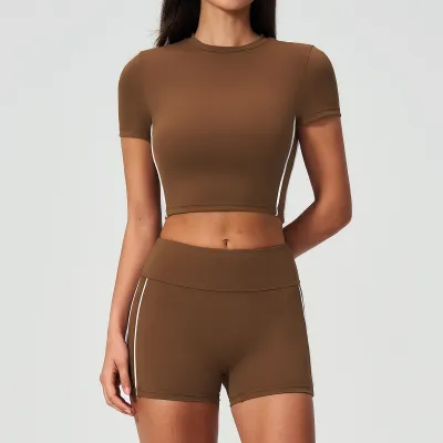 Women Sports Outdoor Short-Sleeved Top And Shorts Quick-Dry Two-Piece Set