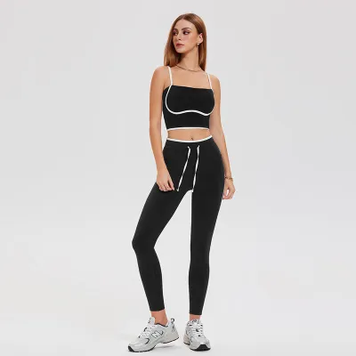 Women Two-Piece Outdoor Fitness Top And Sports Leggings