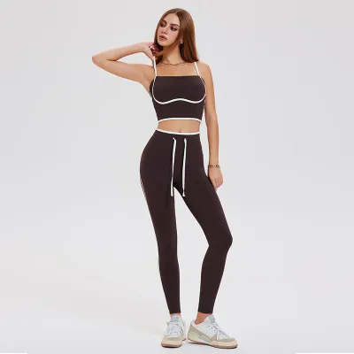 Women Two-Piece Outdoor Fitness Top And Sports Leggings