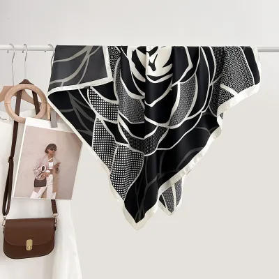 Women'S Fashion Creative Flower Printed 90 Square Scarf