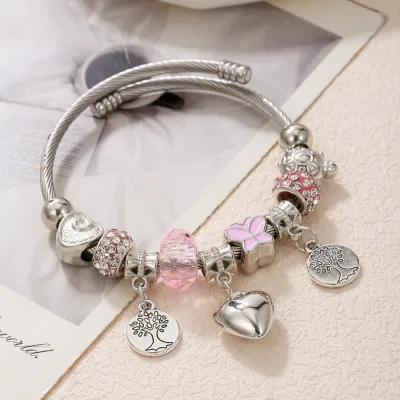 Women Fashion Lock Crown Pendant Beaded Elastic Bracelet