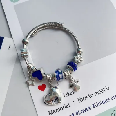 Women Fashion Lock Crown Pendant Beaded Elastic Bracelet