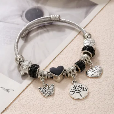 Women Fashion Lock Crown Pendant Beaded Elastic Bracelet