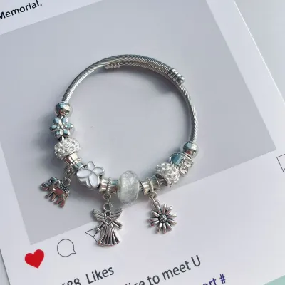 Women Fashion Lock Crown Pendant Beaded Elastic Bracelet