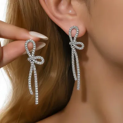 Women Fashion Simple Geometric Rhinestone Bow Earrings