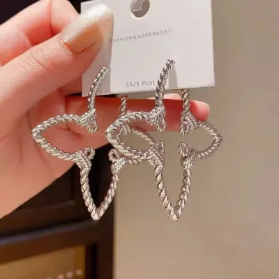 Women Fashion Exaggerated Hollow Floral Earrings