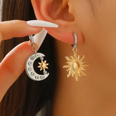 Women Fashion Twisted Rhinestone Moon Sun Design Earrings