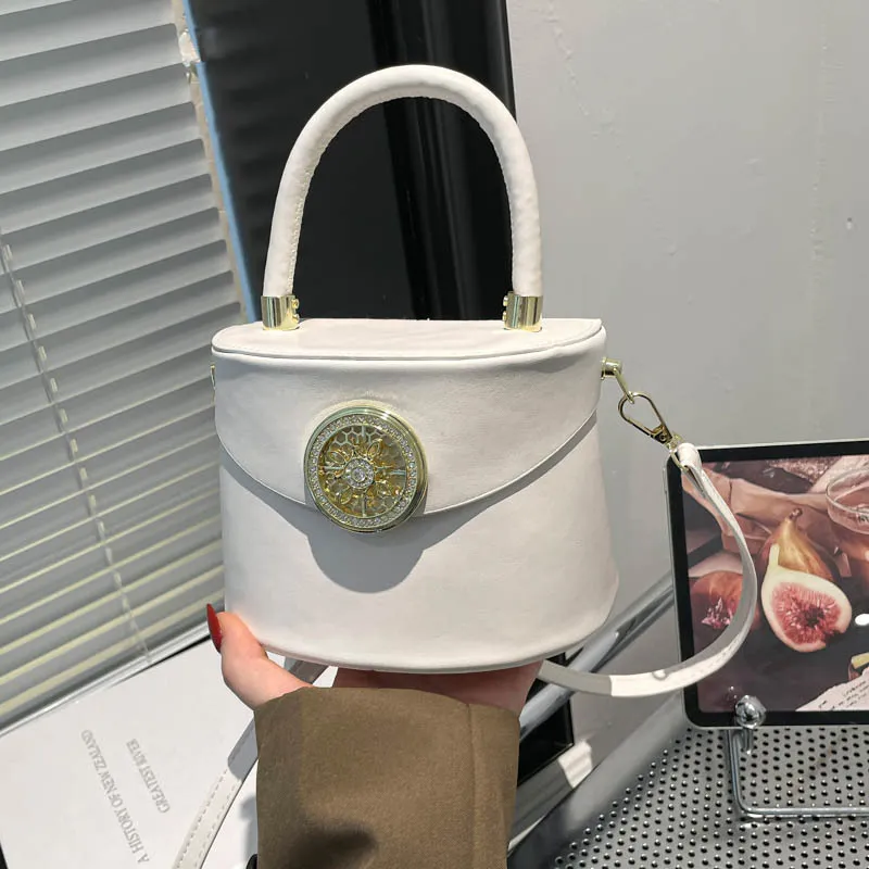 Women Fashion Casual Retro Solid Color Box Handbag