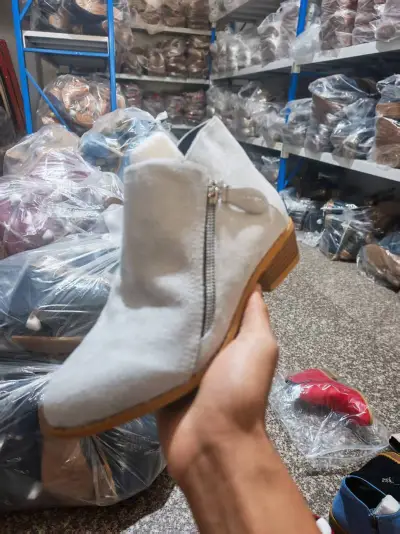 Women Fashion Solid Color Suede Pointed-Toe Side Zipper Boots