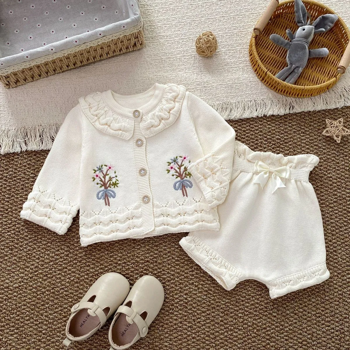 Kids Baby Girls' Fashion Spring And Autumn Cotton Knitted Lotus Leaf Collar Long-Sleeve Cardigan Shorts Two-Piece Set