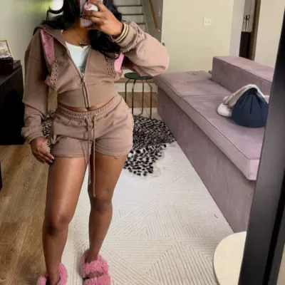 Women Athleisure Casual Solid Color Beaded Long-Sleeve Zipper Hoodies Loose Shorts Two-Piece Set