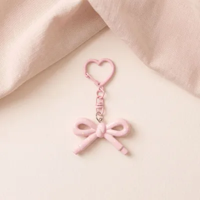Fashion Bow Hollow Key Chain