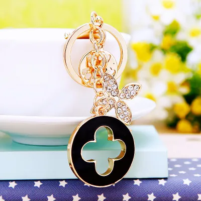 Creative Metal Four-Leaf Clover Keychain