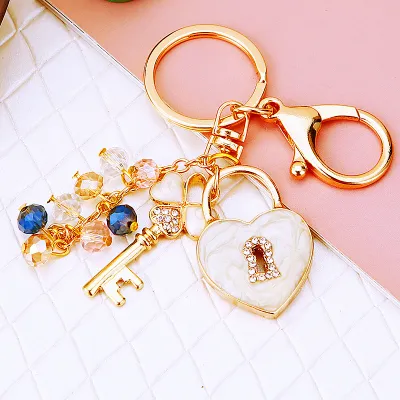 Creative Metal Lock Clover Keychain