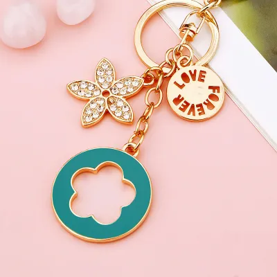 Creative Metal Five-Leaf Clover Keychain