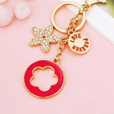 Creative Metal Five-Leaf Clover Keychain
