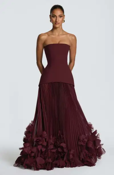 Women Fashion Elegant Solid Color Stitching Three-Dimensional Petal Pleated Large Trailing Evening Dress
