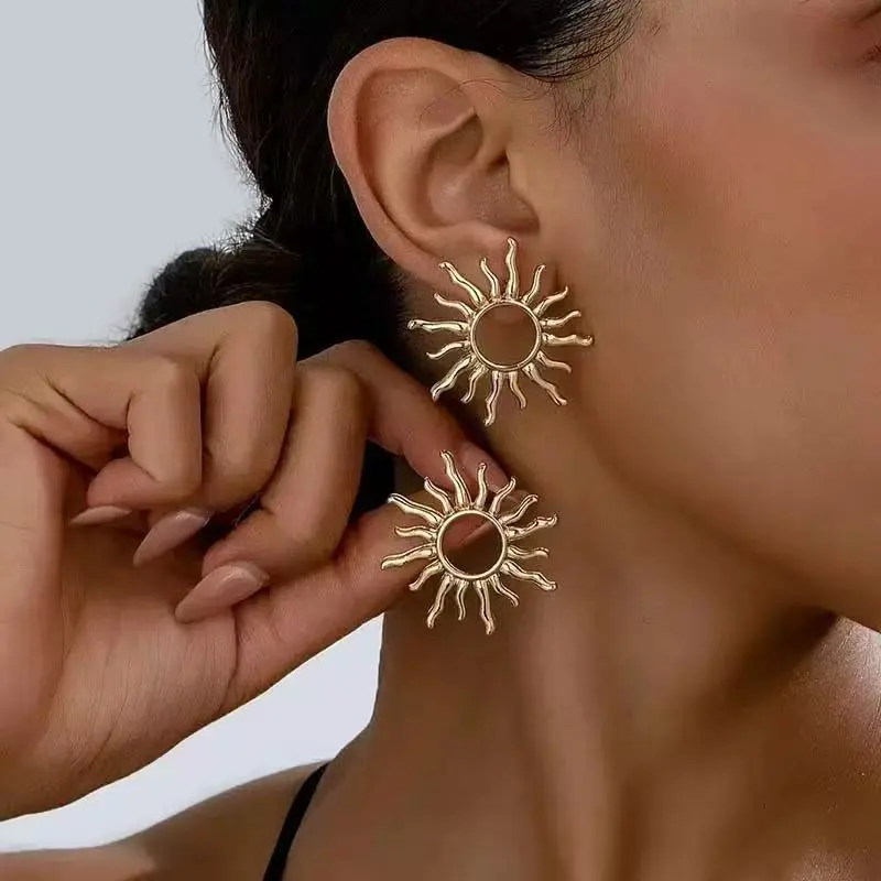 Women Fashion Gold Sunflower Earrings