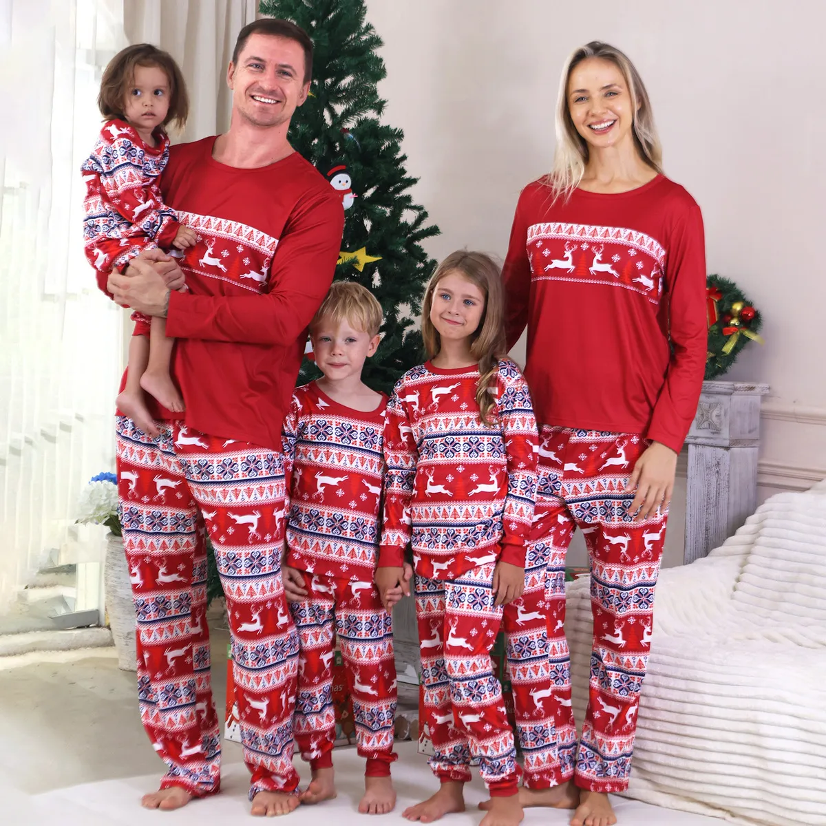 Cartoon Christmas Tree Print Round Neck Long Sleeve Family Matching Pajamas Set