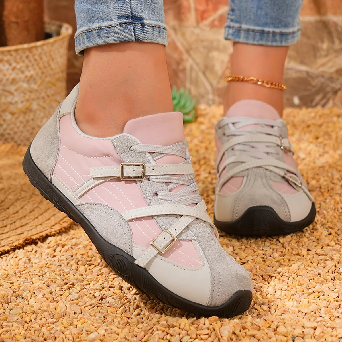Women Fashion Casual Spring And Autumn Color-Matching Low-Top Flat Sneakers