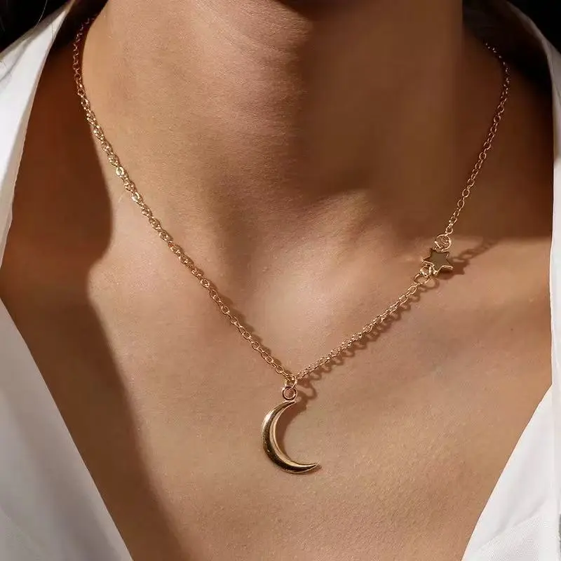 Women Fashion Simple Alloy Star Moon Clavicle Chain Pendant Necklace