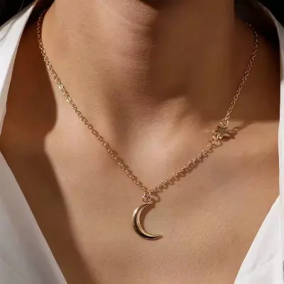 Women Fashion Simple Alloy Star Moon Clavicle Chain Pendant Necklace