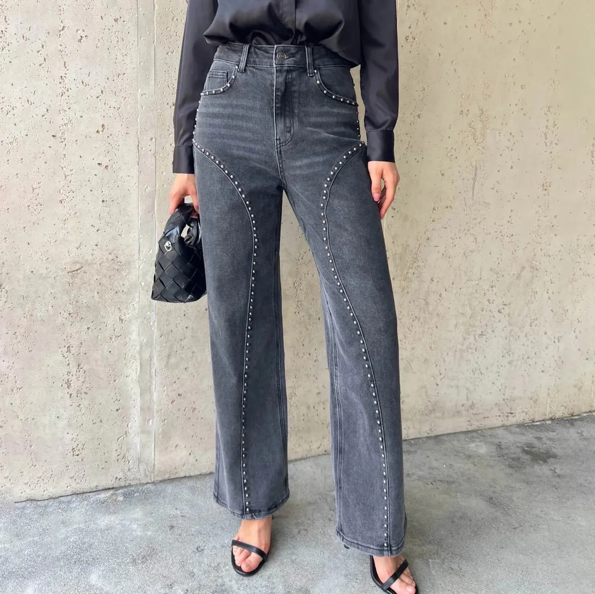 Women Fashion Casual Rivet Decoration Straight Jeans