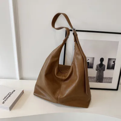 Women Fashion Casual Simple Solid Color Large Capacity Shoulder Bag