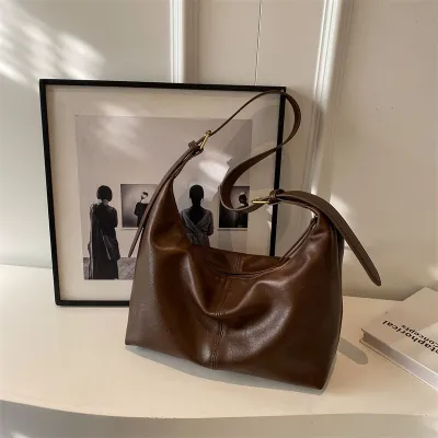 Women Fashion Casual Retro Solid Color Soft Leather Large Capacity Shoulder Bag