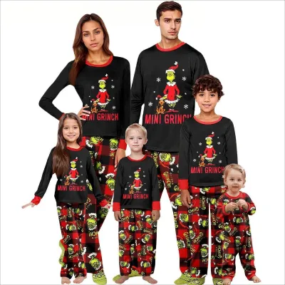Fashion Cartoon Christmas Print Round Neck Long Sleeve Family Matching Pajamas Set