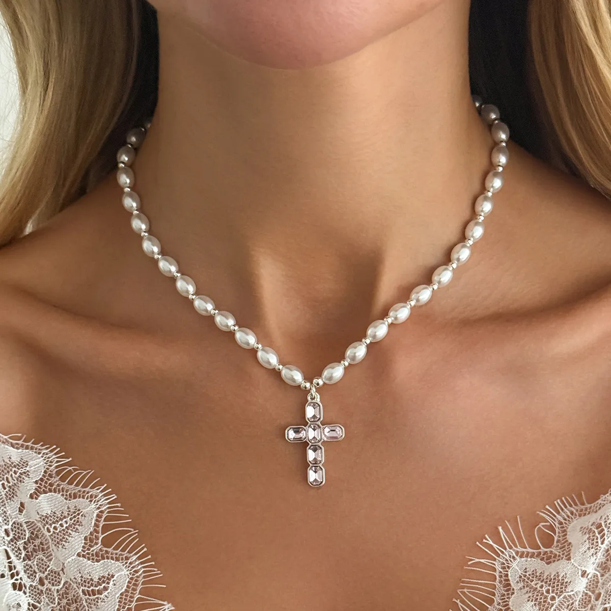 Women Fashion Elegant Imitation Pearl Clavicle Chain Rhinestone Pendant Necklace