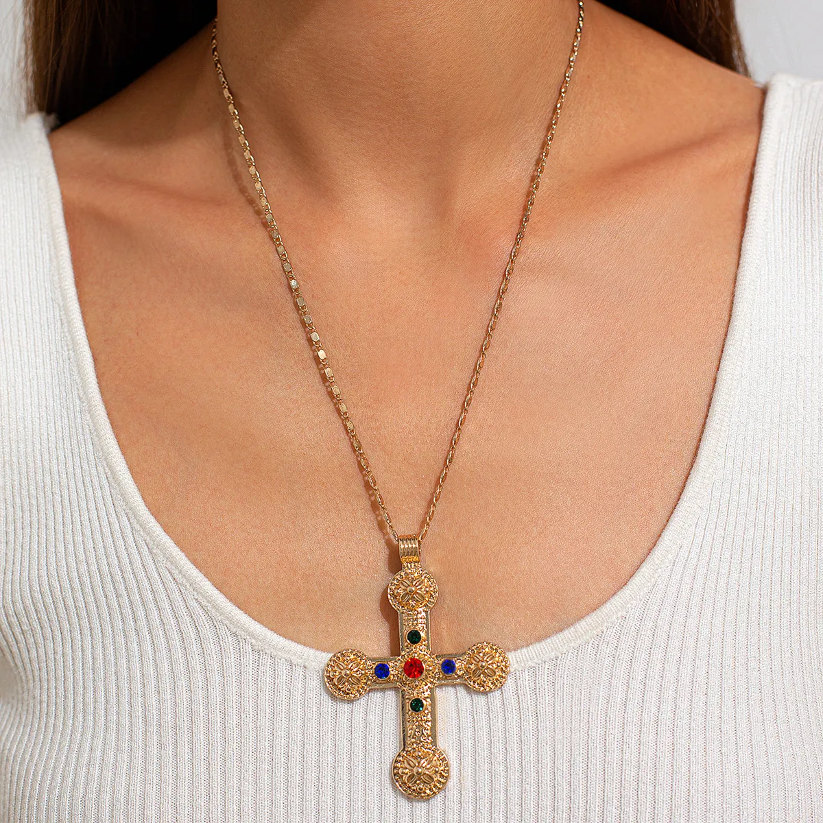 Women Fashion Rhinestone Cross Alloy Pendant Necklace