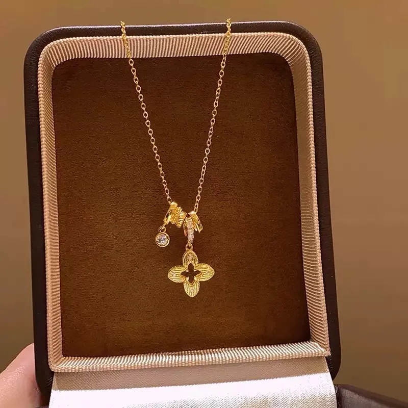 Women Fashion Gold Zircon Hollow-Out Four-Leaf Clover Necklace