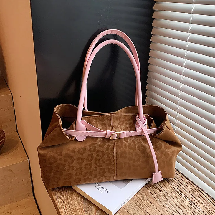 Women Fashion Leopard Autumn And Winter Shoulder Bag