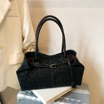 Women Fashion Leopard Autumn And Winter Shoulder Bag