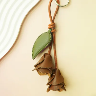 Women Fashion Handmade Leather Tulip Flower Bag Pendant Car Keychain
