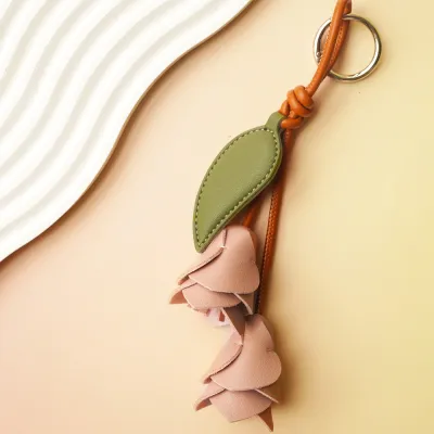 Women Fashion Handmade Leather Tulip Flower Bag Pendant Car Keychain