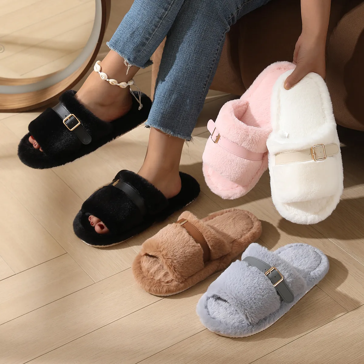 Autumn And Winter Fashion Plush Home Slippers