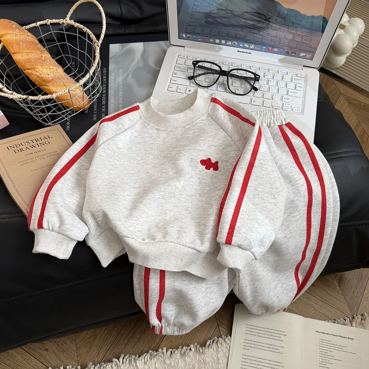 Kids Boys And Girls Fashion Casual Spring And Autumn Stripe Long-Sleeve Sweatshirt Pants Two-Piece Set