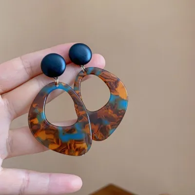 Women Fashion Rerto Autumn And Winter Leopard Earrings