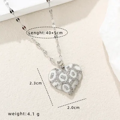 Women'S Fashion Micro-Inlaid Oil Dropping Leopard Heart-Shaped Pendant Necklace