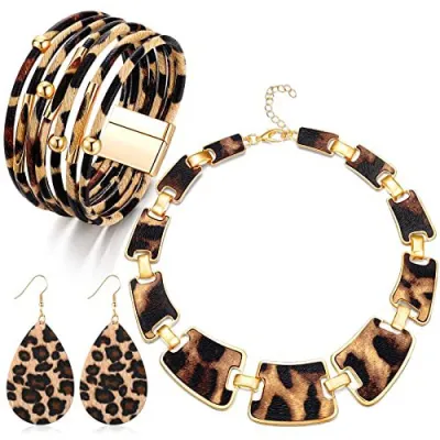 Women Fashion Retro Leopard Exaggerated Magnetic Alloy Bracelet Earrings Necklace Three-Piece Set