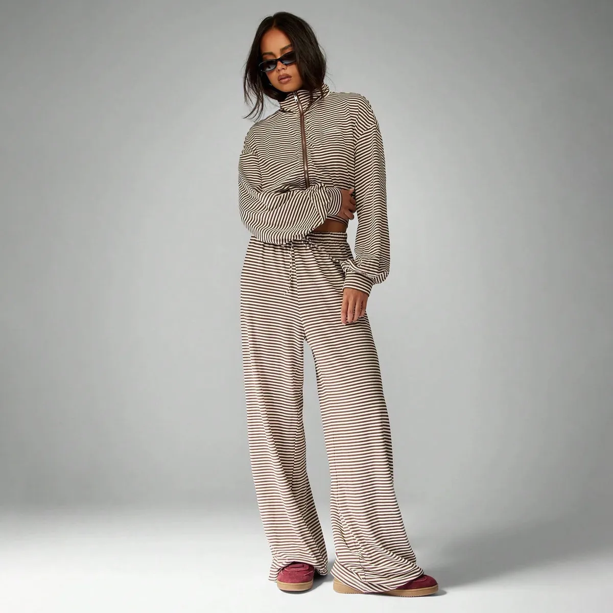 Women Fashion Casual Contrast Color Stripe Long-Sleeve Zipper Jacket Loose Wide-Leg Pants Two-Piece Set