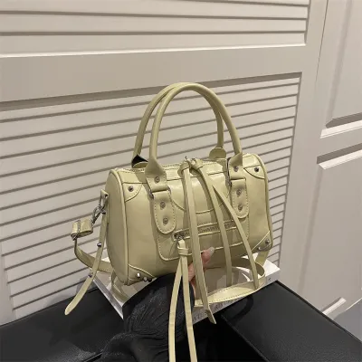 Women Fashion Motorcycle Solid Color Rivet Large Capacity Pillow Handbag
