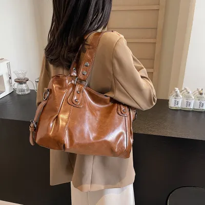 Women Fashion Casual Autumn And Winter Solid Color Large Capacity Shoulder Bag