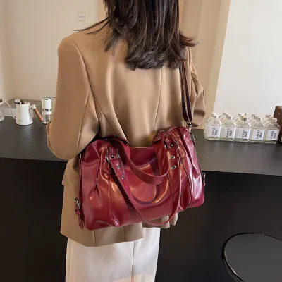 Women Fashion Casual Autumn And Winter Solid Color Large Capacity Shoulder Bag