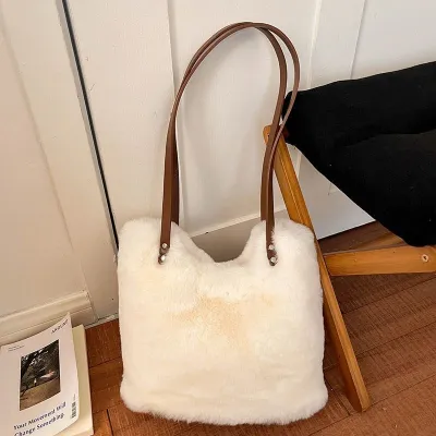Women Fashion Casual Autumn And Winter Solid Color Large Capacity Plush Shoulder Bag